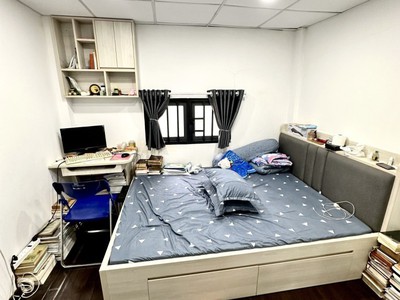Bán nhà nguyễn trung trực 40m    vị trí lý tưởng kinh doanh spa 3