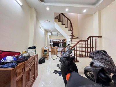 Pháo đài láng - đống đa - lô góc 2 thoáng  - ô tô- 15m ra mặt phố - hơn 10 tỷ 0