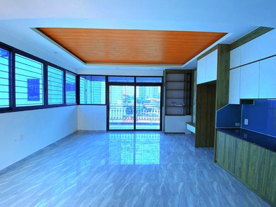 Vạn bảo - ba đình- mt 5m- thang máy- thông sàn - sổ a4- 20m ra mặt phố-  nhỉnh 14 tỷ 2