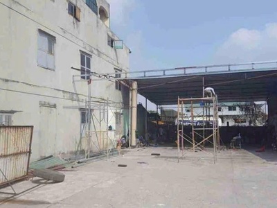 Gia đình cần bán gấp lô 230 m2  2 sổ mỗi sổ 115m2  nằm tại nút giao đường 5 cầu thanh trì, phúc lợi 3