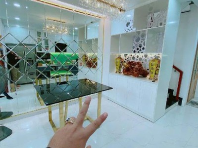 Tân bình - trường chinh - khu bàu cát - 90m2  -3 tầng -  xe hơi đổ cổng - chính chủ xoắn b.á.n chỉ 1