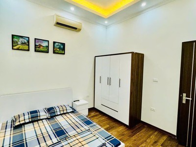 Siêu phẩm chất như nước cất bùi sơn trạch  giá: 7.65 tỷ diện tích 50/59 mv 4 tầng đẹp giá 0