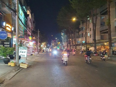 Mặt tiền khu vip bình tân hiếm nhà bán - vị trí đắc địa - kinh doanh sầm uất - thông số vàng  5 18 0