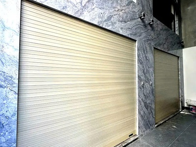 Bán nhà riêng mới- đẹp phố trạm- long biên 5 tầng, 30m2,5.95 tỷ. 2