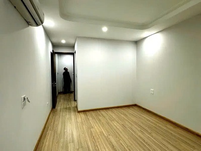 Bán nhà riêng mới- đẹp phố trạm- long biên 5 tầng, 30m2,5.95 tỷ. 3