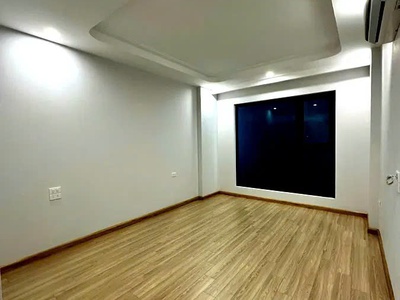 Bán nhà riêng mới- đẹp phố trạm- long biên 5 tầng, 30m2,5.95 tỷ. 4