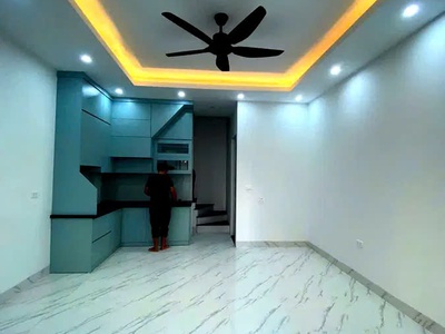 Phúc lợi, ba mặt thoáng , ngõ thông, morning đỗ cửa 35m2,4t,mt 4.2m, 6.65 tỷ,long biên. 2