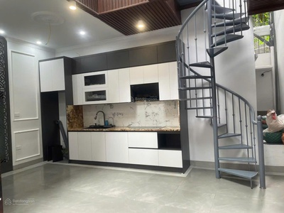 Khu vực hiếm có nhà bán, vị trí đắc địa, gần các trường học khu vực kim liên, gần chợ. bệnh viện 4