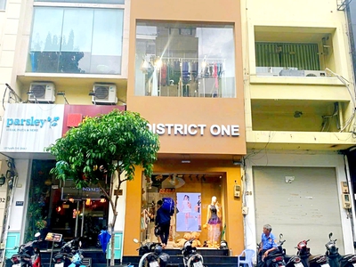 Cho thuê nhà MT Nguyễn Tãi, Phường Bến Thành, Quận 1. Trệt, lửng, 2 Lầu, 4,5x23 chỉ 100tr 0