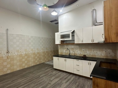 Bán nhà mặt phố Tôn Thất Tùng, Liên bảo, Vĩnh yên, Vĩnh Phúc. Giá chỉ 6,2 tỷ 1