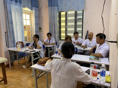 Chiêu sinh lớp Xoa Bóp Bấm Huyệt - Vật Lý Trị Liệu tại Đà 0