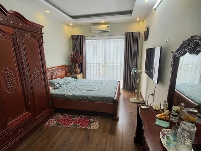 Bán nhà 30m, 4 tầng ngay trung tâm thanh trì, gần ô tô giá 4 tỷ 3