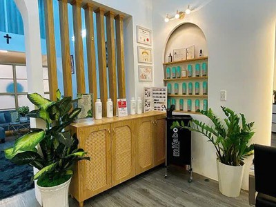 Bán căn nhà lầu 94m2 mặt tiền đường 9, phường linh tây, thủ đức, 10tỷ. 2