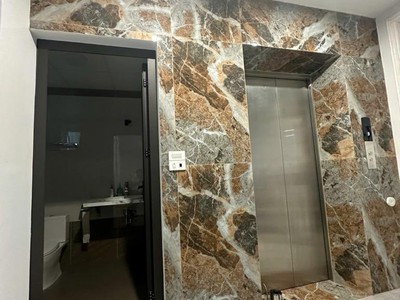 Nhà lạc long quân cực vip-toà nhà mặt phố-kd-thông sàn-thang máy-vỉa hè- ô tô 90m2-7t chỉ 55 tỷ 2