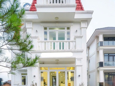 Villa sân vườn mai anh đào, phường 8 