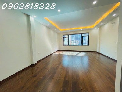 View đh thương mại - ngõ thông kinh doanh - thang máy - mặt ngõ rộng thoáng - 50m oto tránh - nhà 2