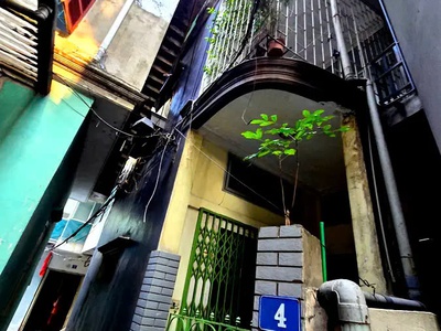 Ngọc thụy nhà đẹp 58/65m2, 3 tầng, mt 6.8m,5.7 tỷ, view vườn hoa. 0