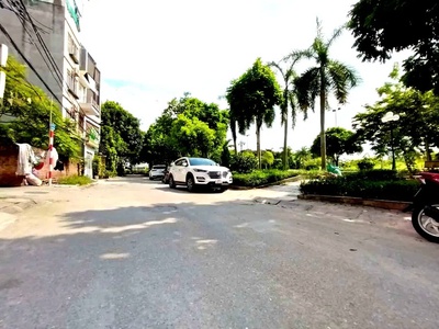 Nhà  mới phố bát khối- long biên, 44m2, 5 tầng, mt 4m, 6.5 tỷ. 3
