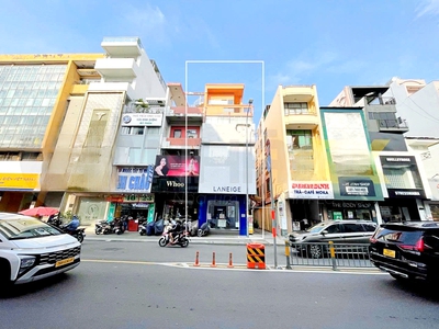 Cho thuê nhà 2MT 222 Hai Bà Trưng, P.Tân Đinh, Quận 1. Trệt, 3 Lầu, 4,5x17 giá chỉ 80tr 0