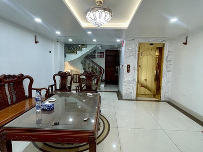 Siêu Phẩm Trần Quốc Hoàn - Cầu Giấy  62m2, 8 Tầng, MT 5.5m, Giá 33 tỷ 2