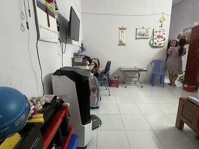 Bán nhà trong ngõ  trần xuân soạn - q.7 - 60m2 - 3,2 tỷ - sổ đỏ 1