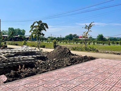 Bán nhanh lô đất thổ cư đẹp, gần chợ Mỹ Hạnh Nam - sổ sẵn, sang tên được liền 2