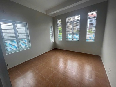 Cho thuê nhà nguyên căn Phương Lưu gần cấp 1 Đông Hải 2