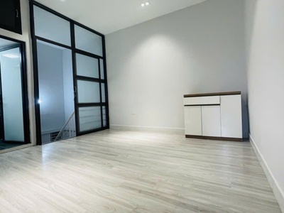 Đống đa- hiếm- nhỉnh 4 tỷ- gần phố - 2 thoáng - nhà đẹp - ngõ thông rộng nguyễn lương bằng 3