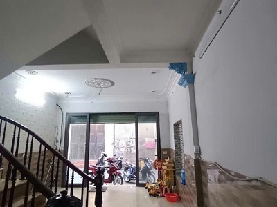 Bán nhà thanh bình, hà đông, 44m2, kinh doanh, ô tô tránh, giá hơn 10 tỷ. 0