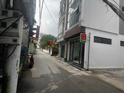 Chính chủ cần bán lô góc 2 mặt tiền giá tốt tại hoài đức 4