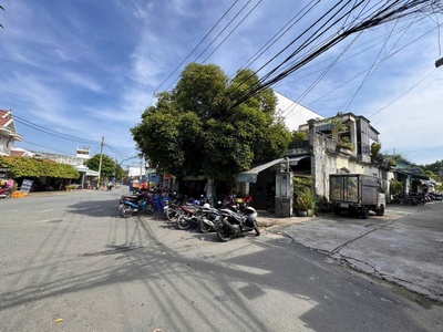 Bán gấp nhà mặt tiền kd âp chiến lược ngay sát tân kỳ tân quý 80m2,2tầng nhỉnh 3tỷ 0