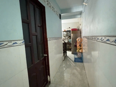 Bán nhà mặt tiền Nguyễn Thị Minh Khai - Tp.Dĩ An. DT 65m2 4