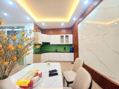 Bán nhà 29 Khương Hạ -Thanh Xuân , DT 40m2 , Giá Nhỉnh 5 tỷ , Oto gần , Full nội thất . 5