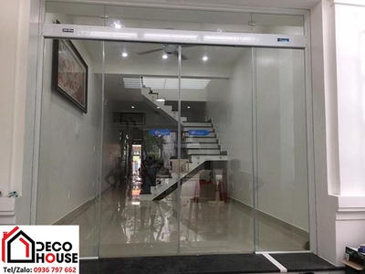 Giá cả và các yếu tố ảnh hưởng đến giá cửa kính lùa ray treo 2 cánh 0