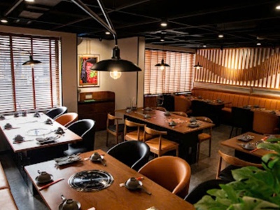 Bán nhà Sư Vạn Hạnh Quận 10 8x15 5 tầng , vị trí đắc địa, đang cho thuê 290tr/tháng, chỉ 82 tỷ 4