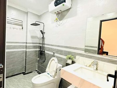 Bán nhà đội cấn - ba đình 30m 5 tầng mt 3.5m giá 6.98 tỷ   thương lượng 0
