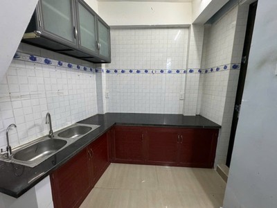 Bán nhà tân trang giáp quận 10 24m2, 3 tầng 2pn  nhỉnh 2 tỷ 2