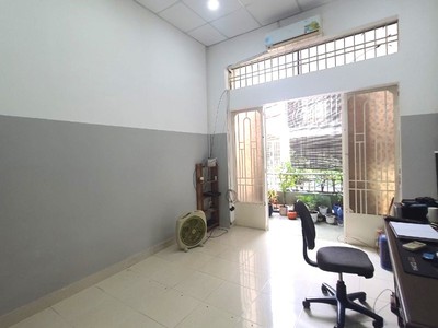 Bán nhà trường chinh p14 tân bình, hxh gần mặt tiền, 42m2, 2 tầng 2