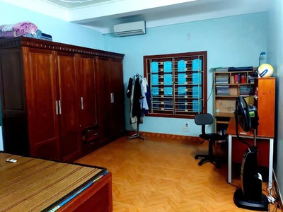 Bán nhà 3 tầng kdt trần hưng đạo ,diện tích 83m2, kinh doanh văn phòng, ô tô đỗ cửa. 0