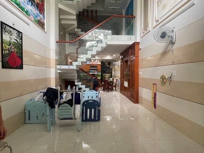 Bán nhà lê văn quối bình hưng hòa a  7 tỷ 4