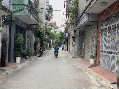 B.án n.hà khu dân cư 918, phúc đồng  46m 9.5tỷ 0