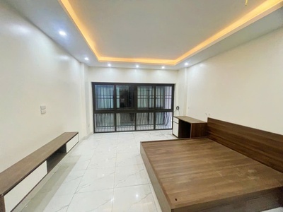 Nhà đẹp trung tâm việt hưng, gần ô tô tránh, 35 m , 5 tầng, mt 4,2 m, hơn 5 t.ỷ xíu - hàng xóm vui 3