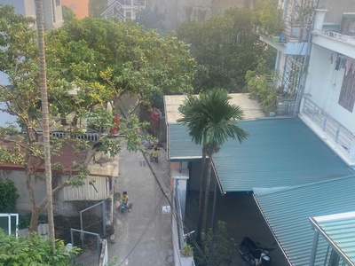 Bán ngôi nhà 3 mặt thoáng - ngọc thụy - 84m - mặt tiền: 8m4 giá: 5 tỷ 980tr 0