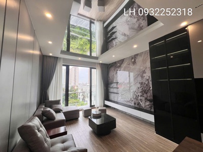 Gia đình cần bán gấp- nhà thạch bàn 61 m- mt 4,2m- gara -thang máy - đường 12m- - kinh doanh 1