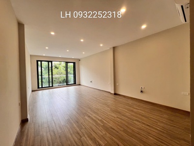 Gia đình cần bán gấp- nhà thạch bàn 61 m- mt 4,2m- gara -thang máy - đường 12m- - kinh doanh 4