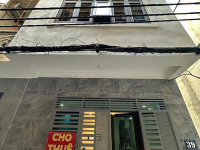 Cho thuê nhà nguyên căn nhà mới 4 tầng - số 39 ngõ 175/5 Định Công. 0