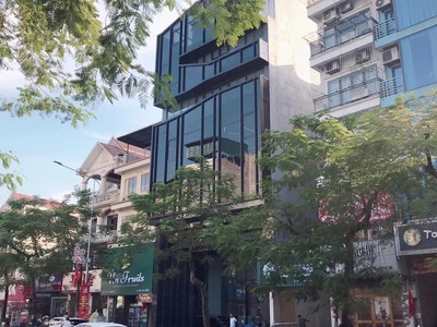 Sở hữu tòa văn phòng 8 tầng hạng c tại tây hồ   đón đầu xu hướng. giá chỉ188 tỷ. 0