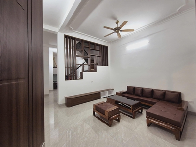 Bán nhà đặng tiến đông, đống đa, dt 60m2  mt 5m gần ô tô ngõ rộng thông kd, nhỉnh 9 tỷ 0