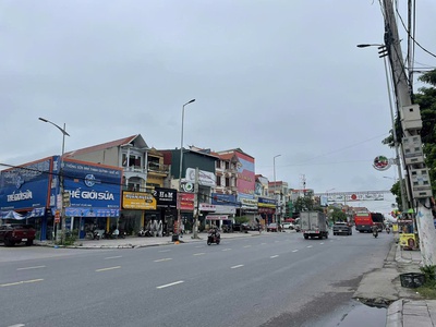 Nhượng mặt bằng tại 400 trần hưng đạo, mao trung, phượng mao, quế võ 4