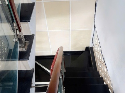 Bán gấp nhà mã lò hẻm 5m xe hơi ra vào 40m2,4 tầng đúc btct nhỉnh 4 tỷ 1